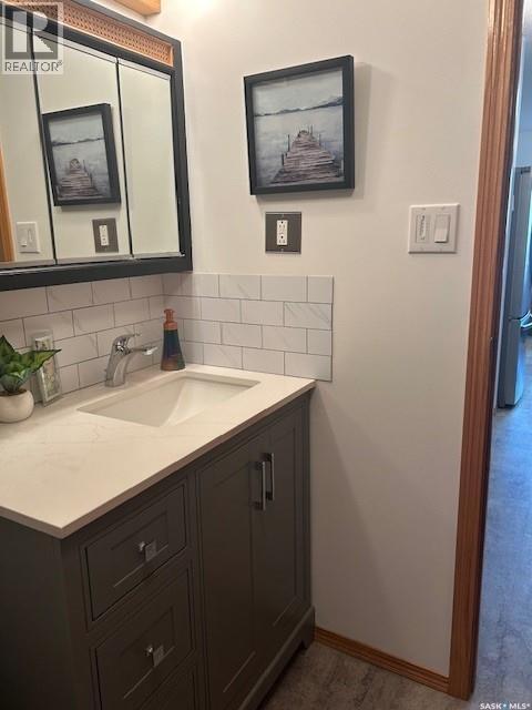 206 2Nd Street W, Carrot River, SK - Indoor Photo Showing Bathroom