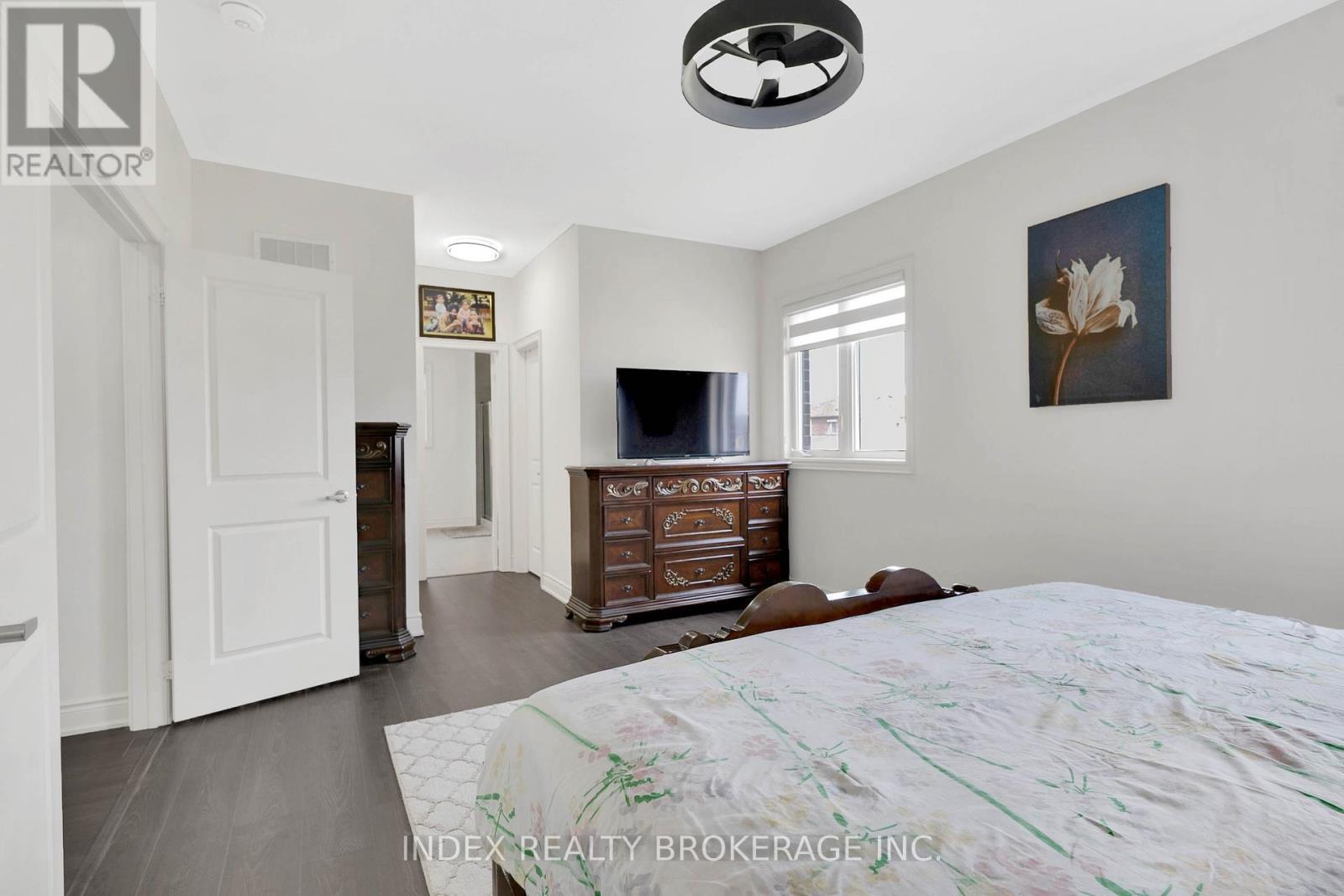 199 Granite Ridge Trail, Hamilton, ON - Indoor Photo Showing Bedroom