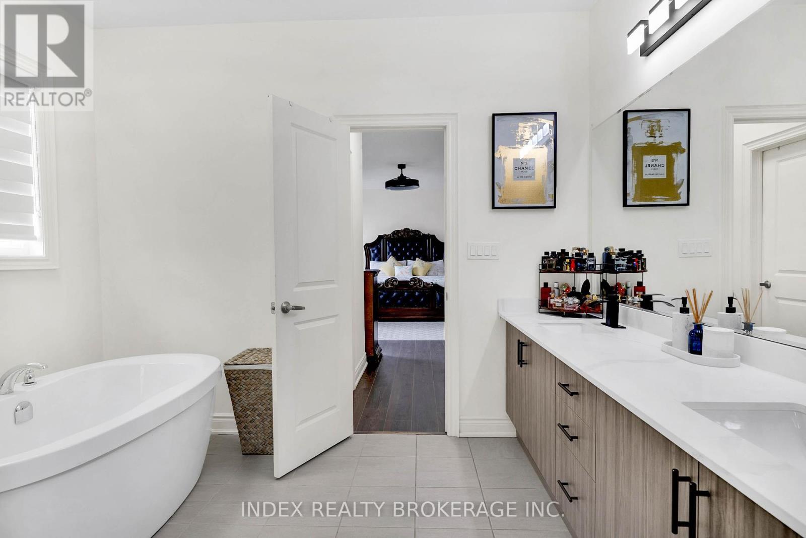 199 Granite Ridge Trail, Hamilton, ON - Indoor Photo Showing Bathroom