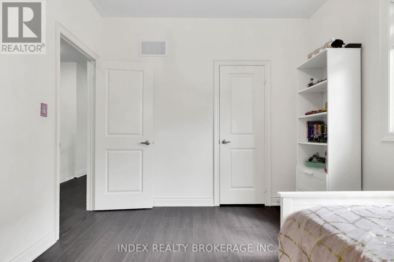 199 Granite Ridge Trail, Hamilton, ON - Indoor Photo Showing Bedroom