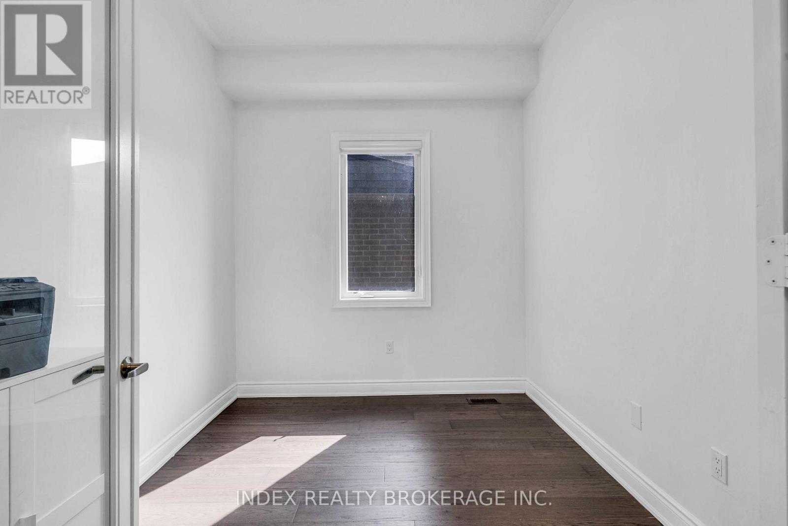 199 Granite Ridge Trail, Hamilton, ON - Indoor Photo Showing Other Room