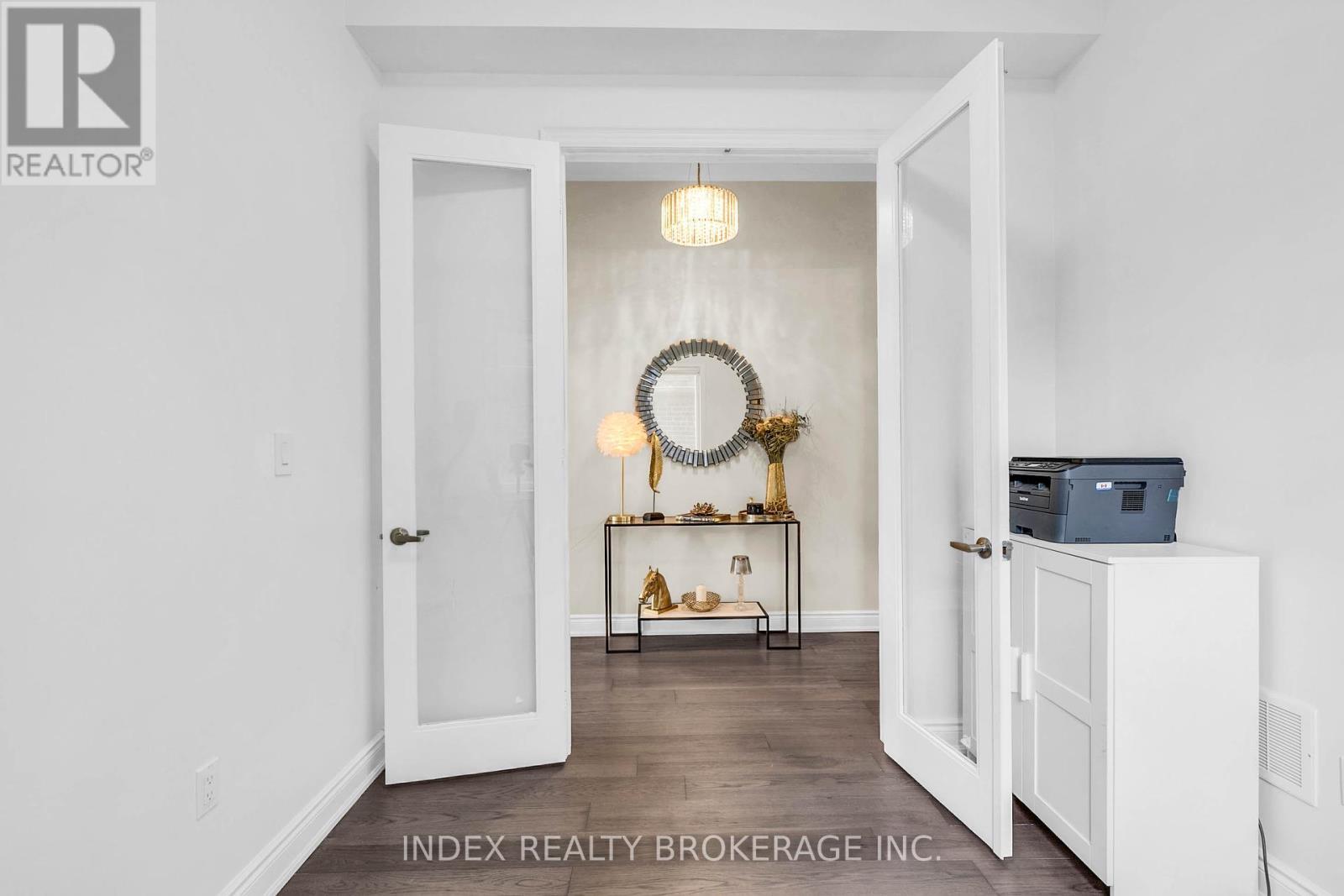 199 Granite Ridge Trail, Hamilton, ON - Indoor Photo Showing Laundry Room