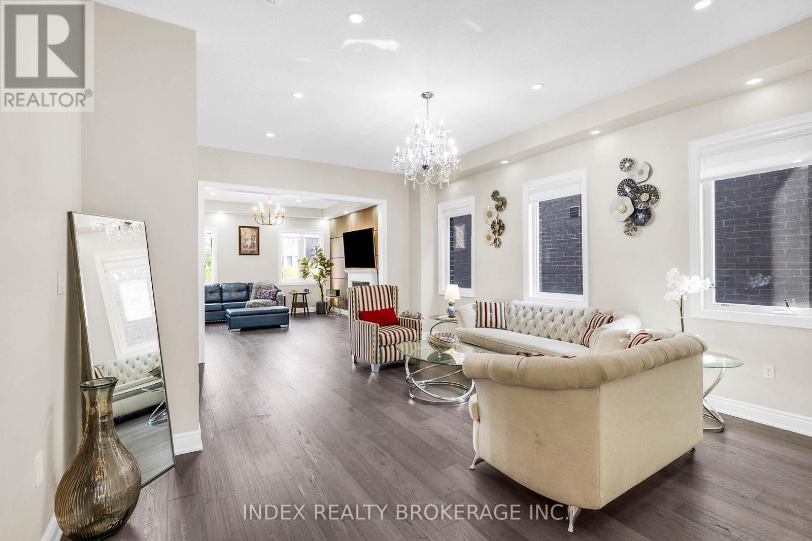 199 Granite Ridge Trail, Hamilton, ON - Indoor Photo Showing Living Room