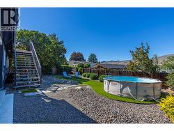 Access from the upper deck into the yard -