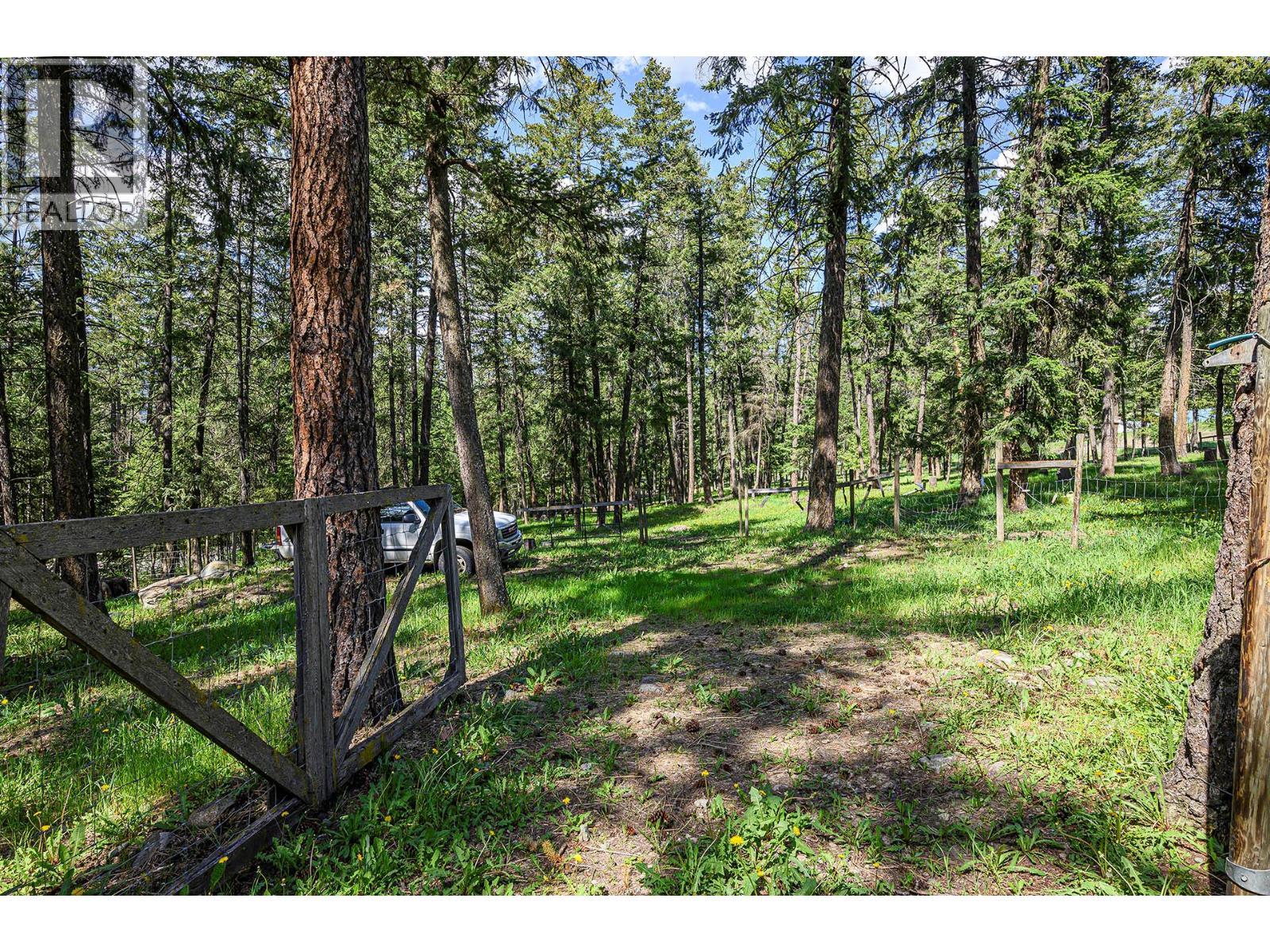 392 Walterdale Road, Kamloops, BC - Outdoor