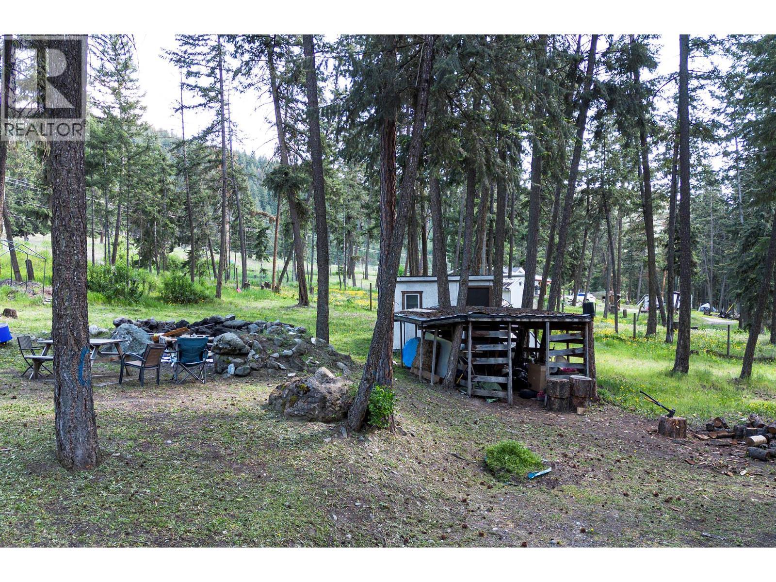 392 Walterdale Road, Kamloops, BC - Outdoor