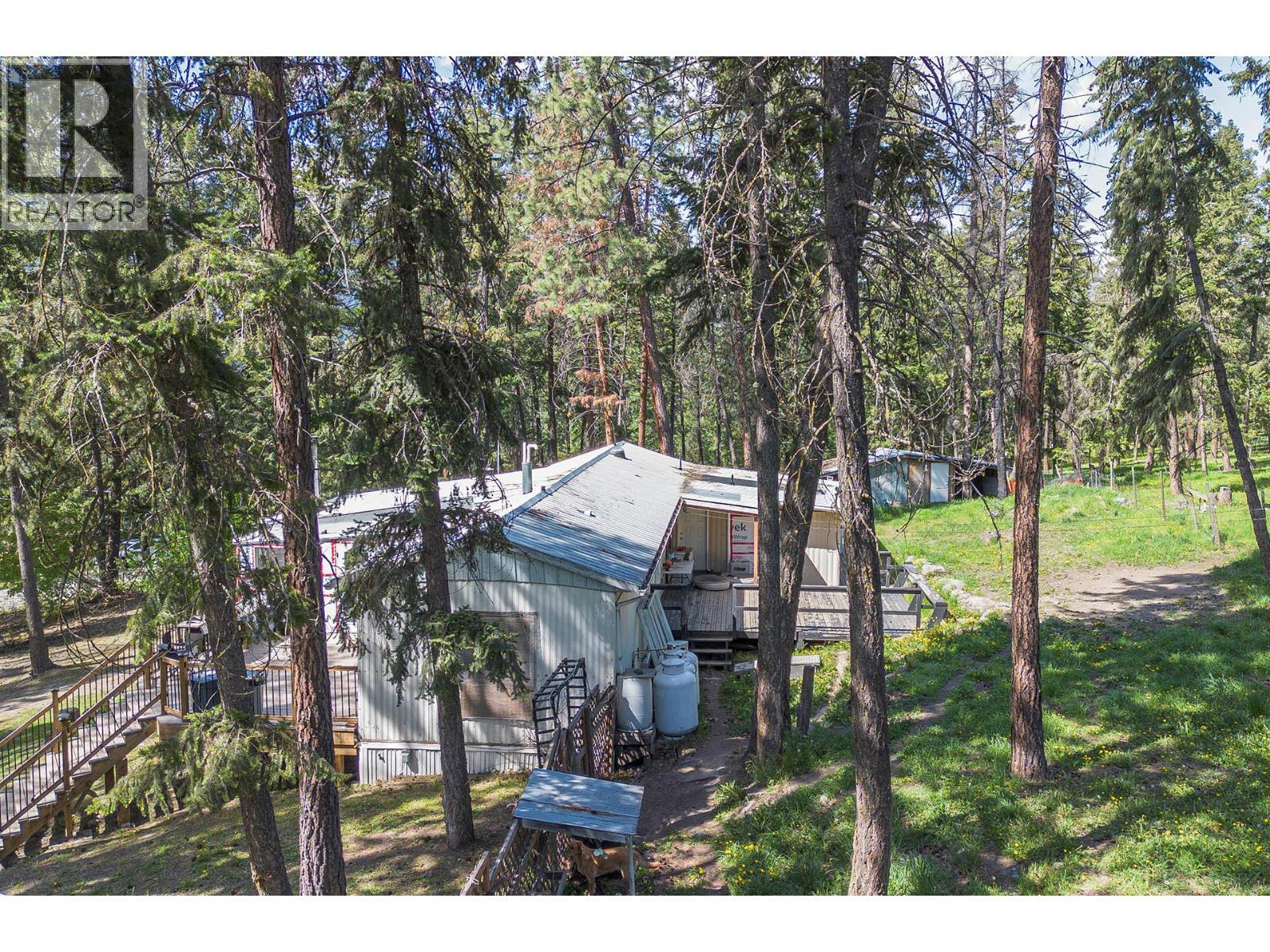 392 Walterdale Road, Kamloops, BC - Outdoor