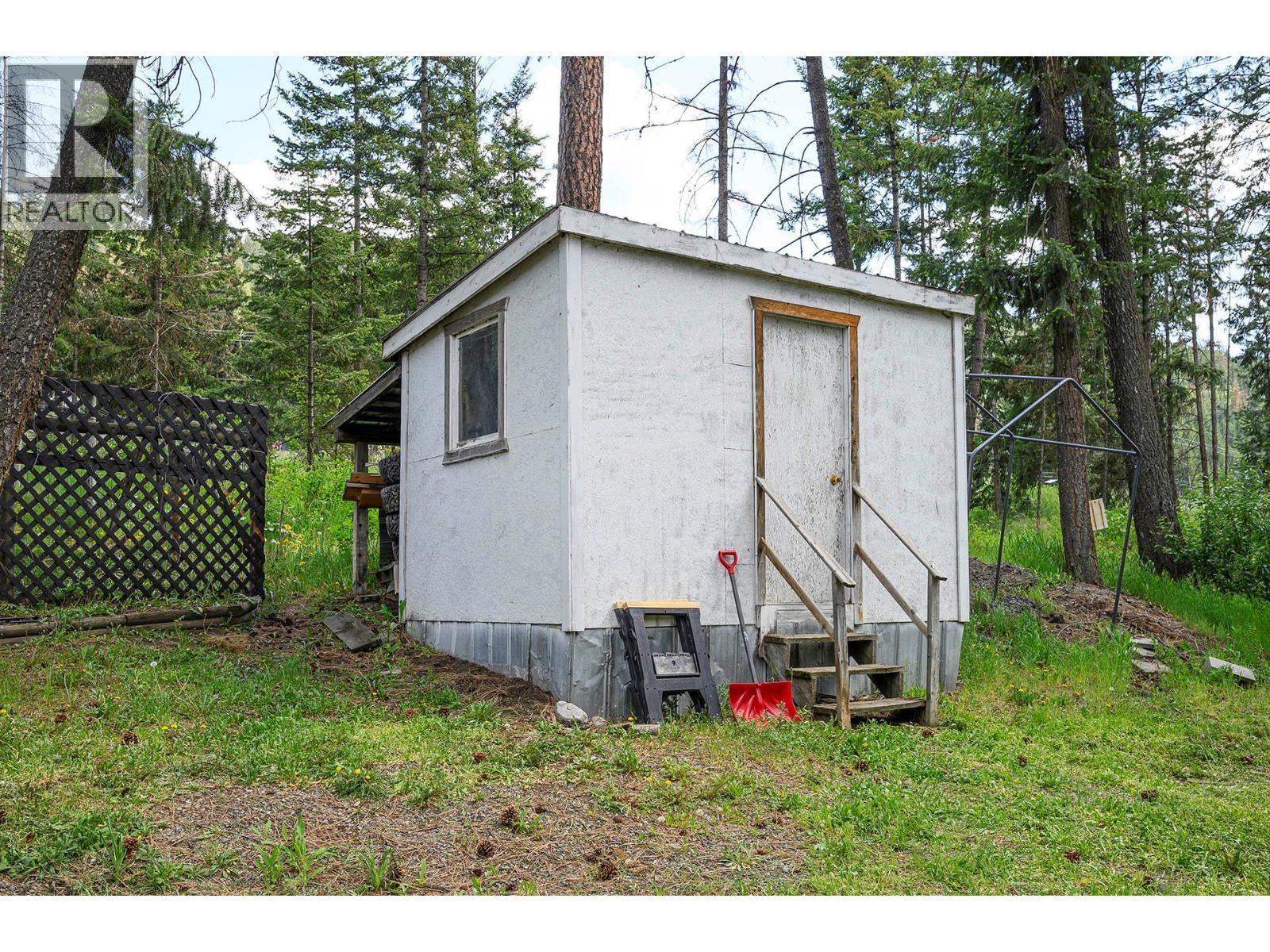 392 Walterdale Road, Kamloops, BC - Outdoor