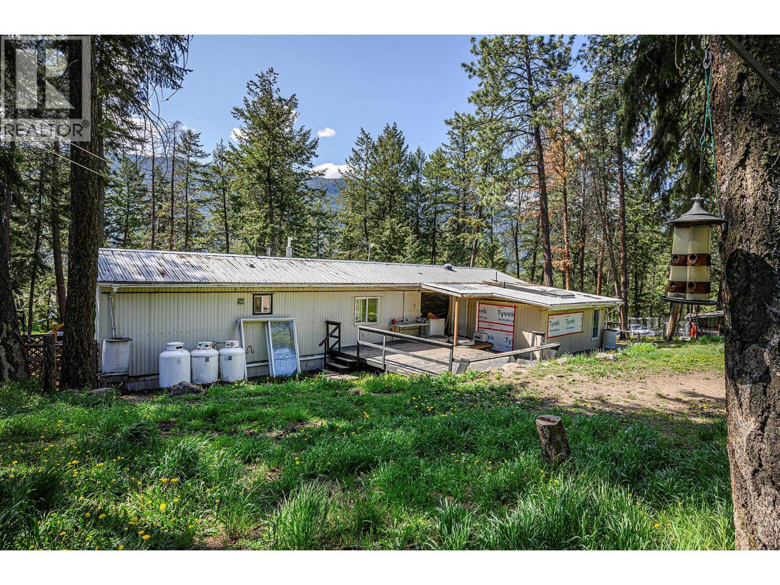 392 Walterdale Road, Kamloops, BC - Outdoor With Deck Patio Veranda