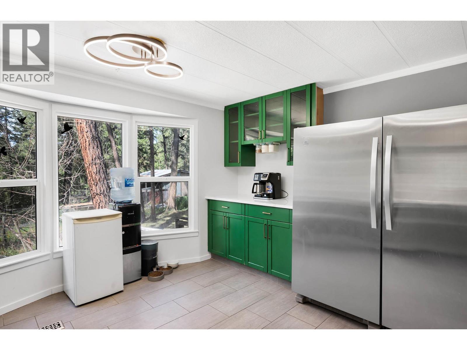 392 Walterdale Road, Kamloops, BC - Indoor