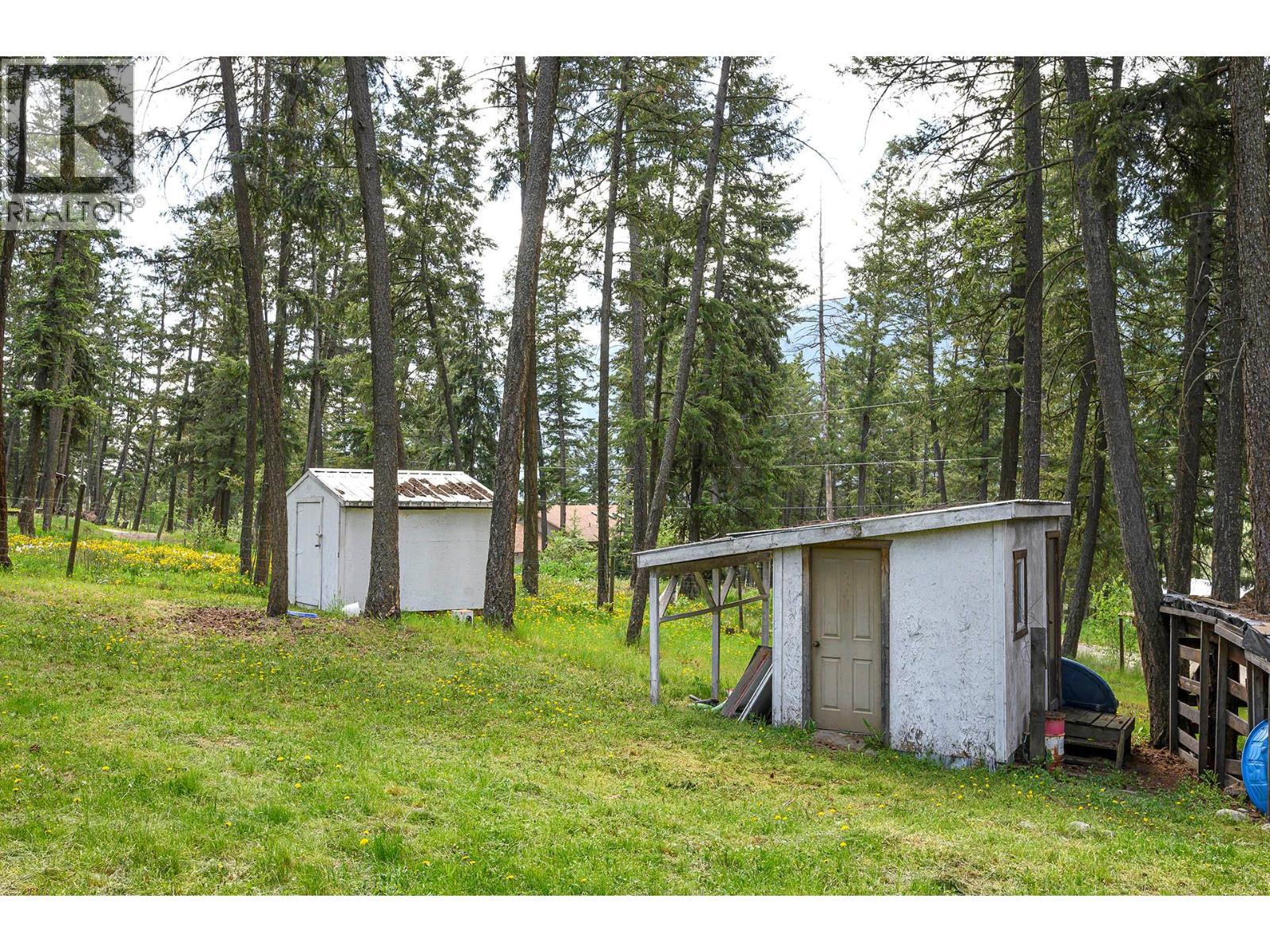 392 Walterdale Road, Kamloops, BC - Outdoor