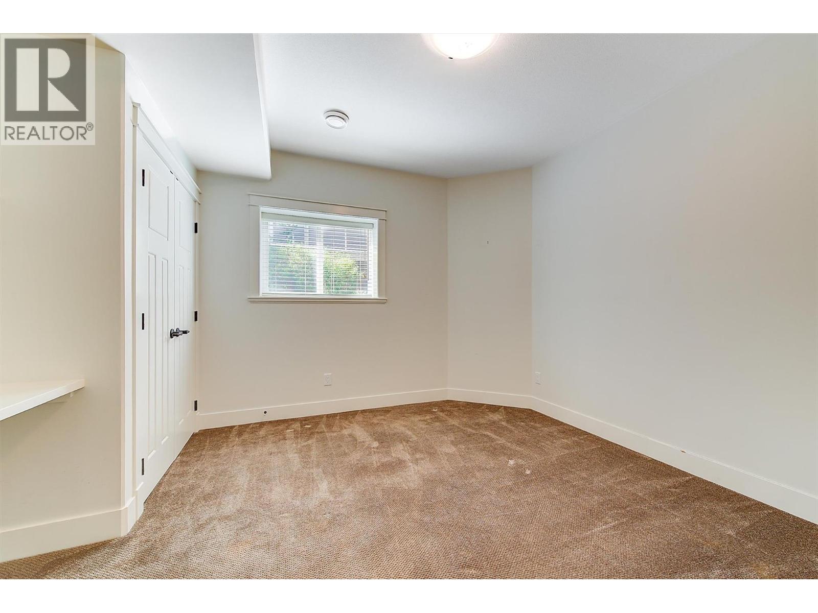 Suite - 2423 Paramount Drive, West Kelowna, BC - Indoor Photo Showing Other Room