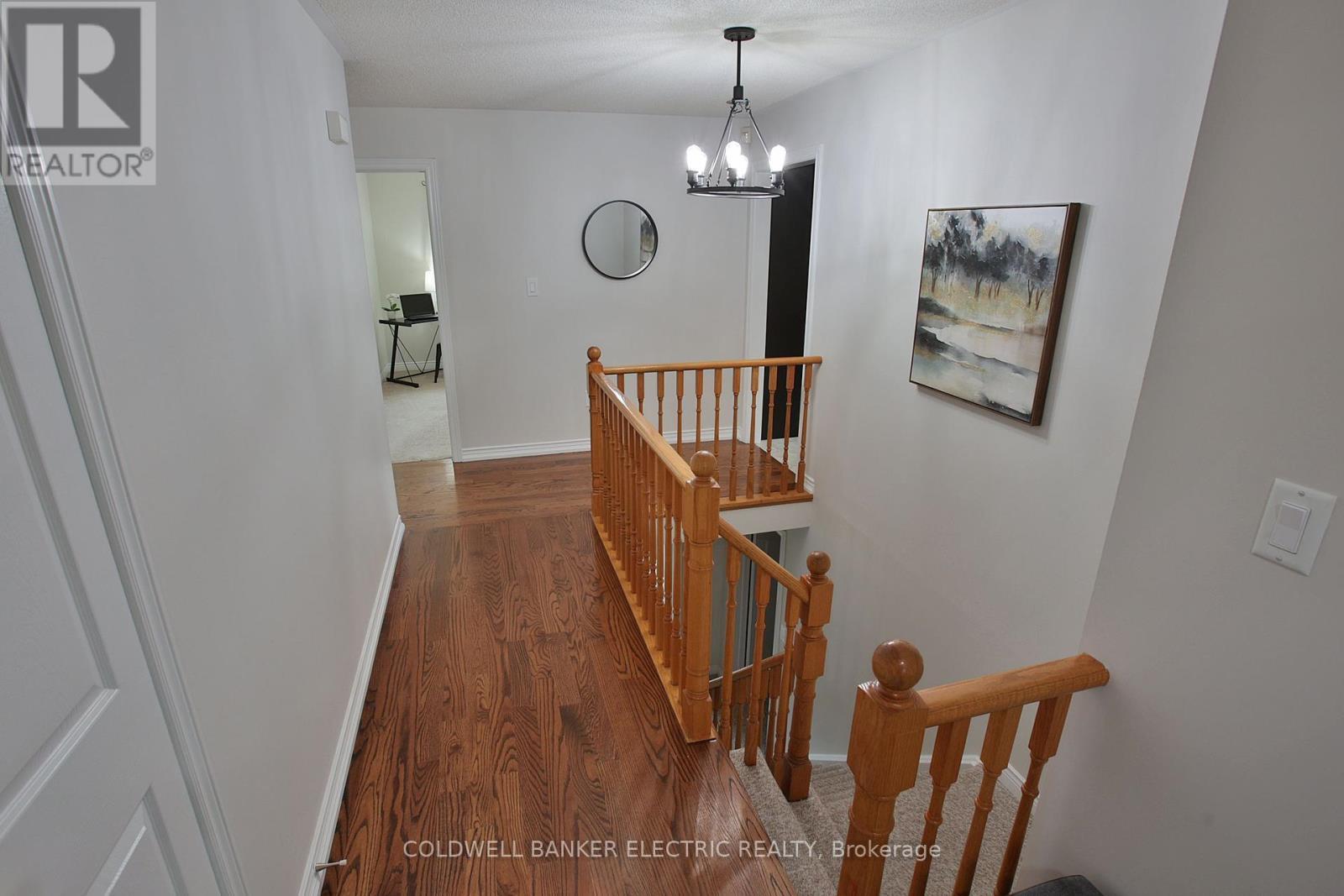 1830 Stratton Avenue, Peterborough (Monaghan Ward 2), ON - Indoor Photo Showing Other Room