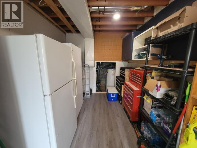 4029 Joyce Ave, Powell River, BC - Indoor Photo Showing Basement