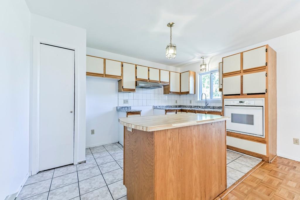 Cuisine - 5615 Av. Auteuil, Brossard, QC - Indoor Photo Showing Kitchen