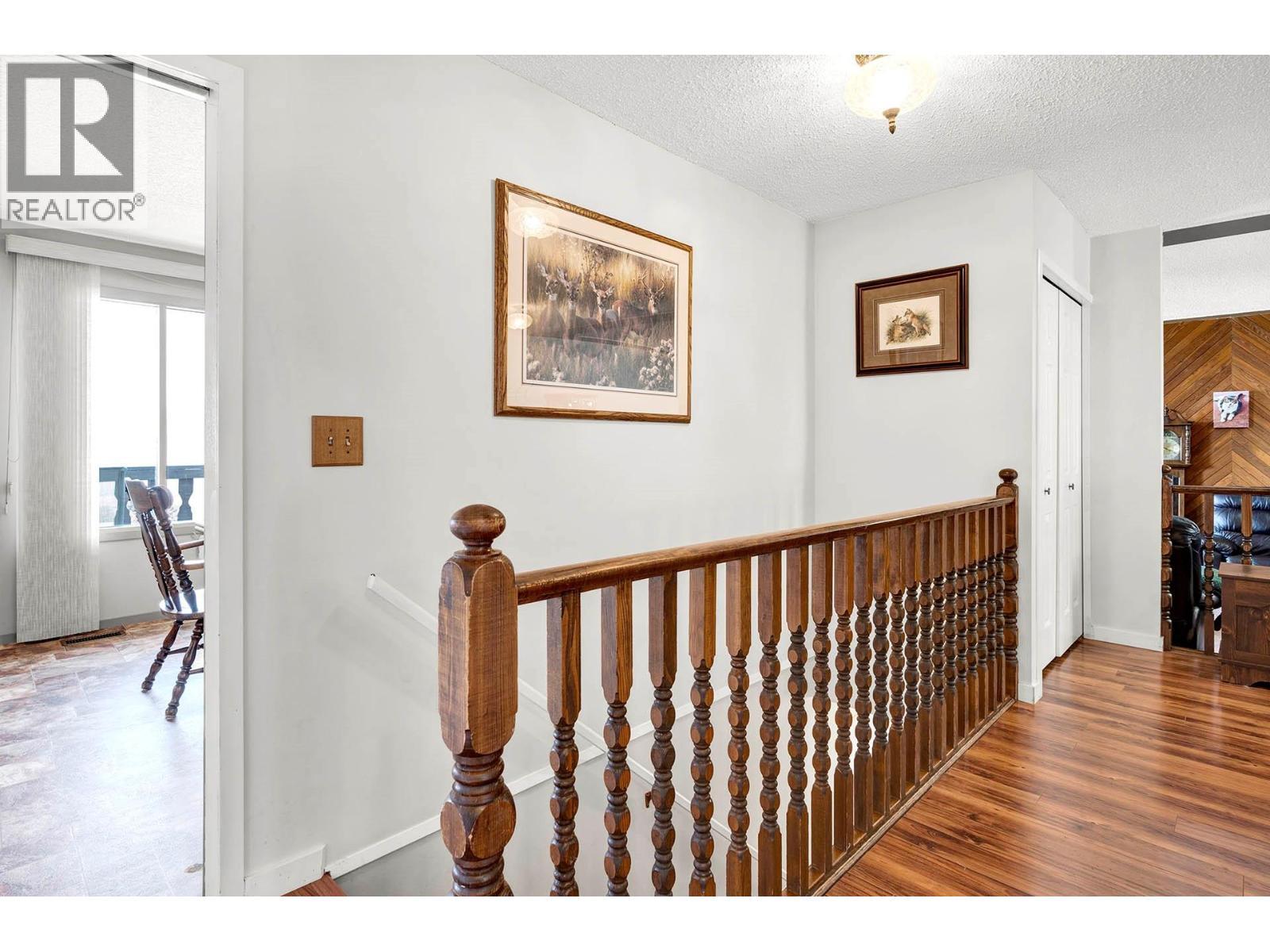 246 Robson Drive, Kamloops, BC - Indoor Photo Showing Other Room