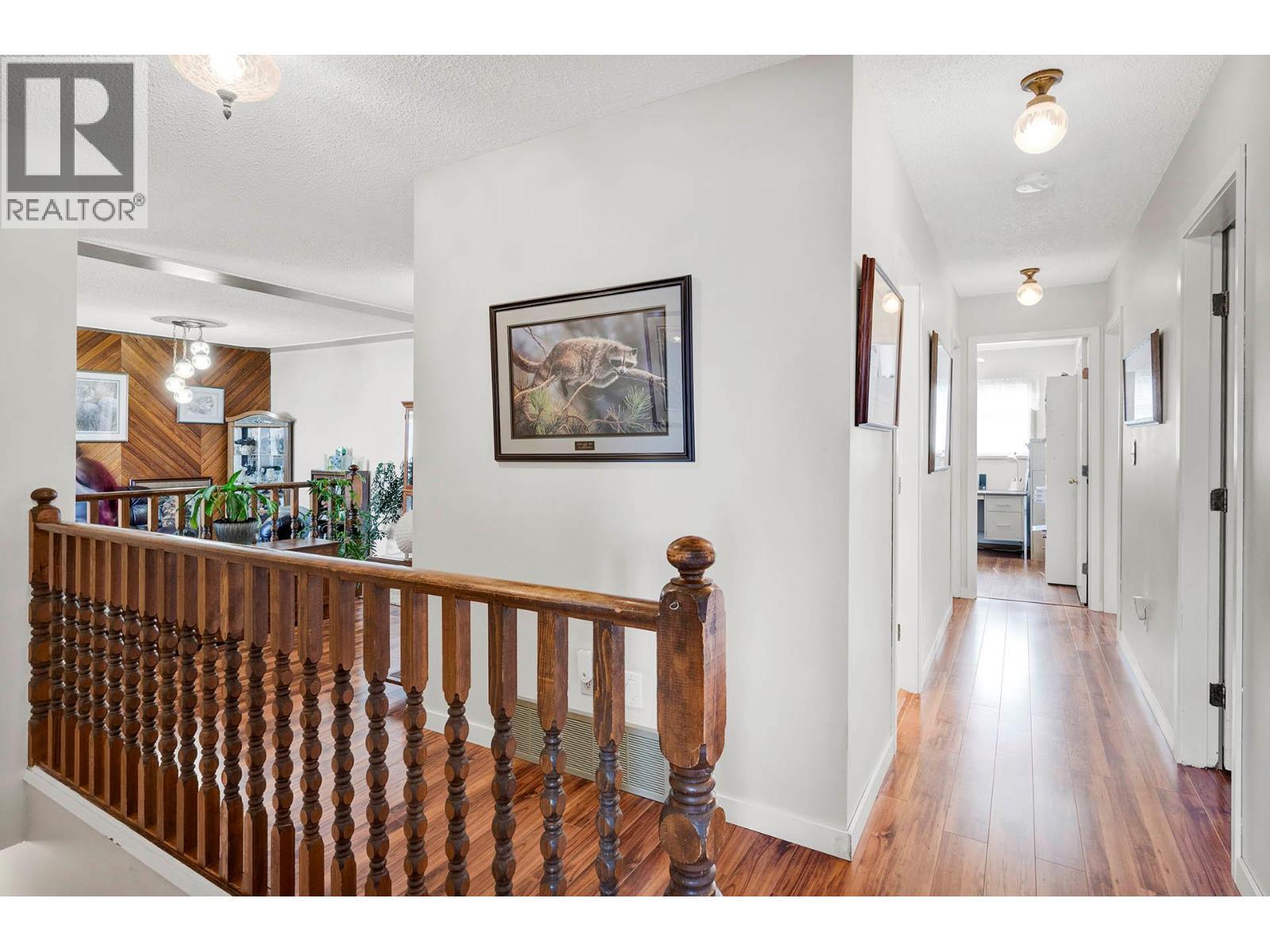 246 Robson Drive, Kamloops, BC - Indoor Photo Showing Other Room