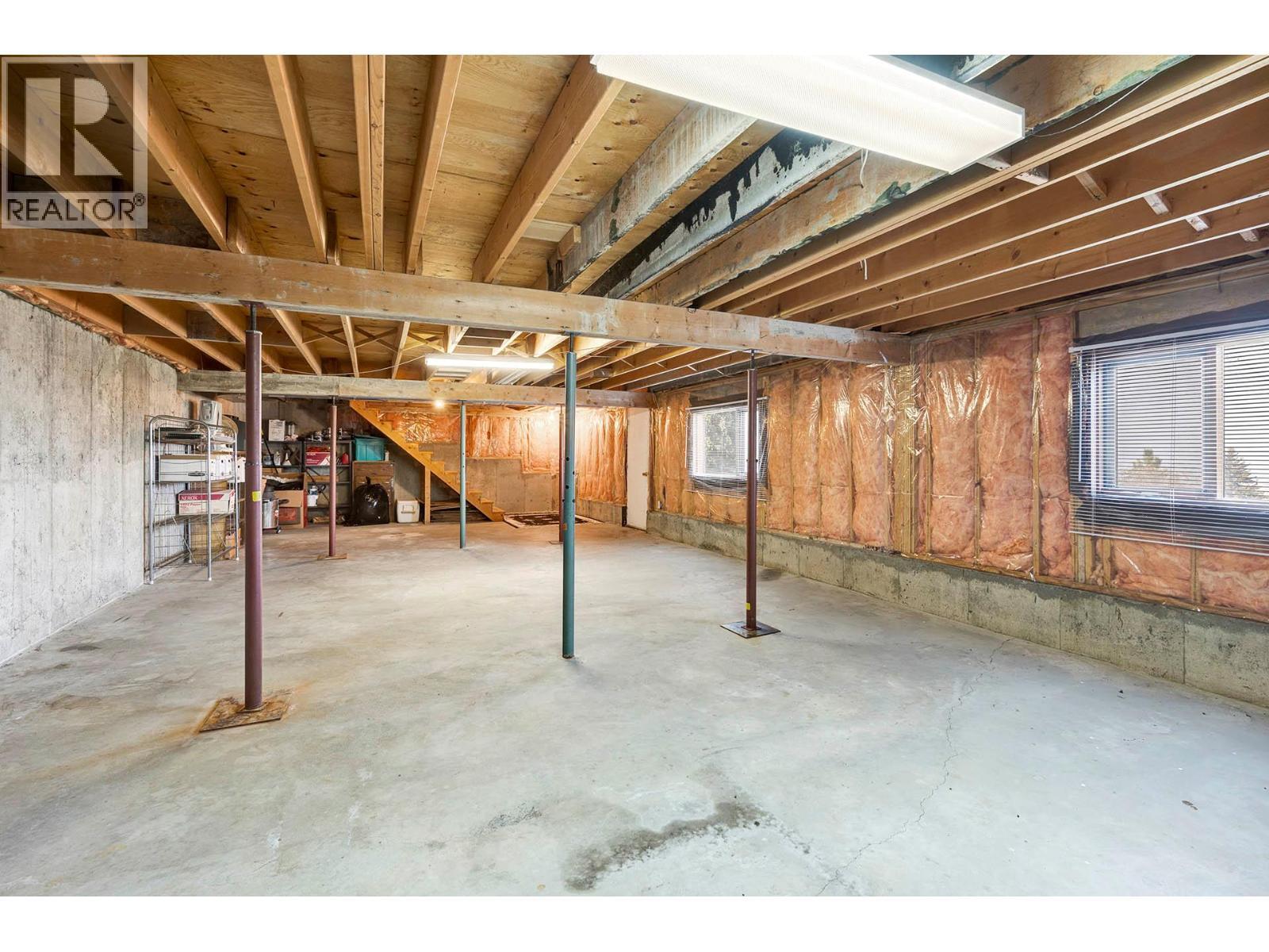 246 Robson Drive, Kamloops, BC - Indoor Photo Showing Basement