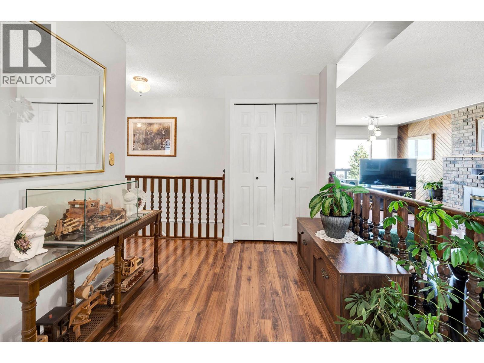 246 Robson Drive, Kamloops, BC - Indoor Photo Showing Other Room