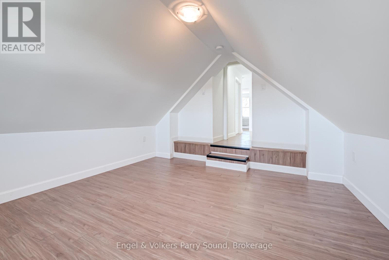 1 Holland Avenue, Parry Sound Remote Area (Wallbridge), ON - Indoor Photo Showing Other Room