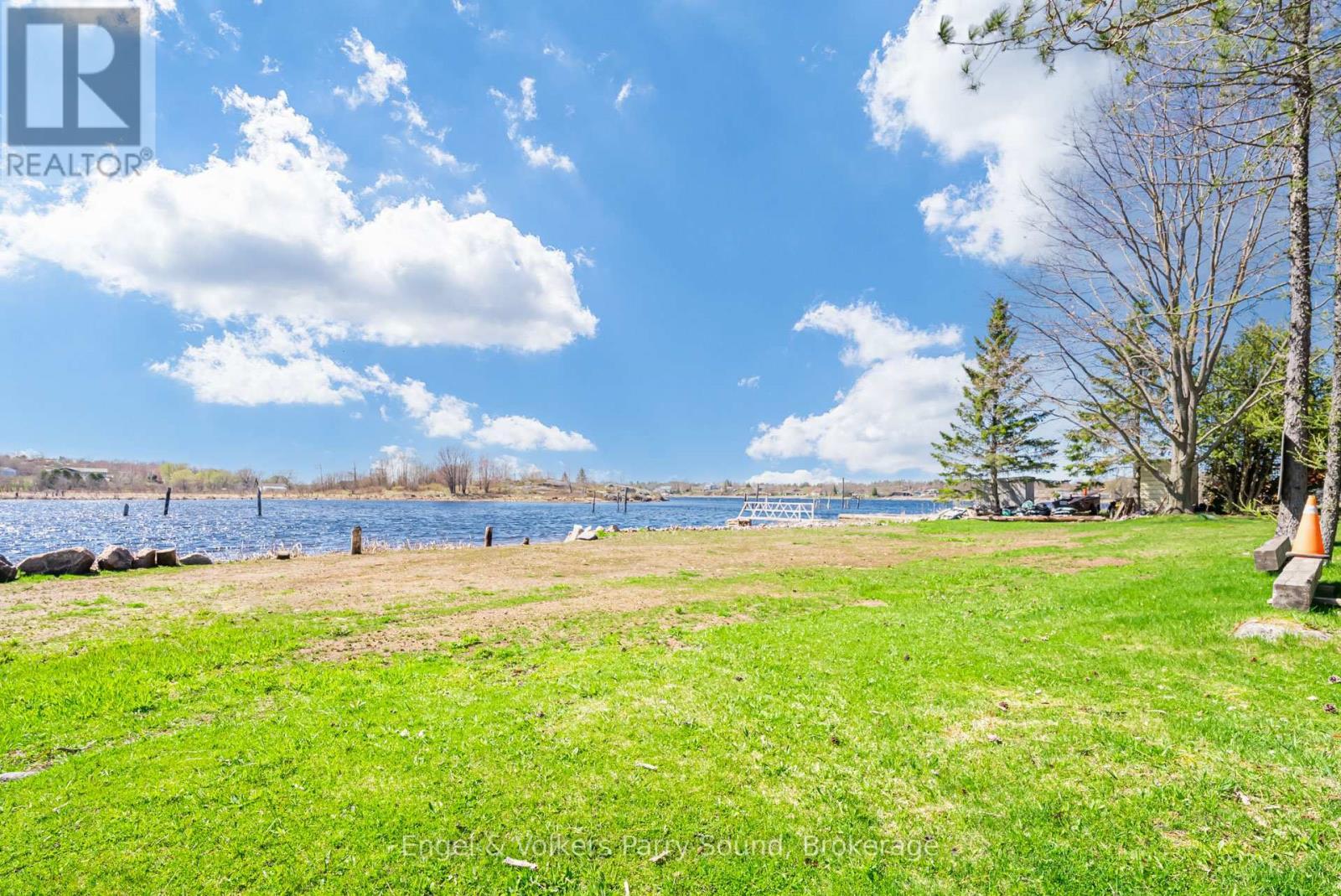 1 Holland Avenue, Parry Sound Remote Area (Wallbridge), ON - Outdoor With Body Of Water With View