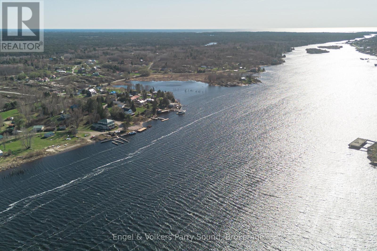 1 Holland Avenue, Parry Sound Remote Area (Wallbridge), ON - Outdoor With Body Of Water With View