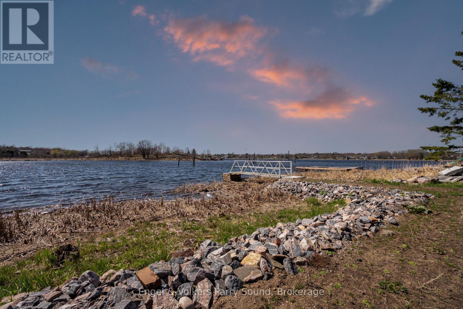 1 Holland Avenue, Parry Sound Remote Area (Wallbridge), ON - Outdoor With Body Of Water With View