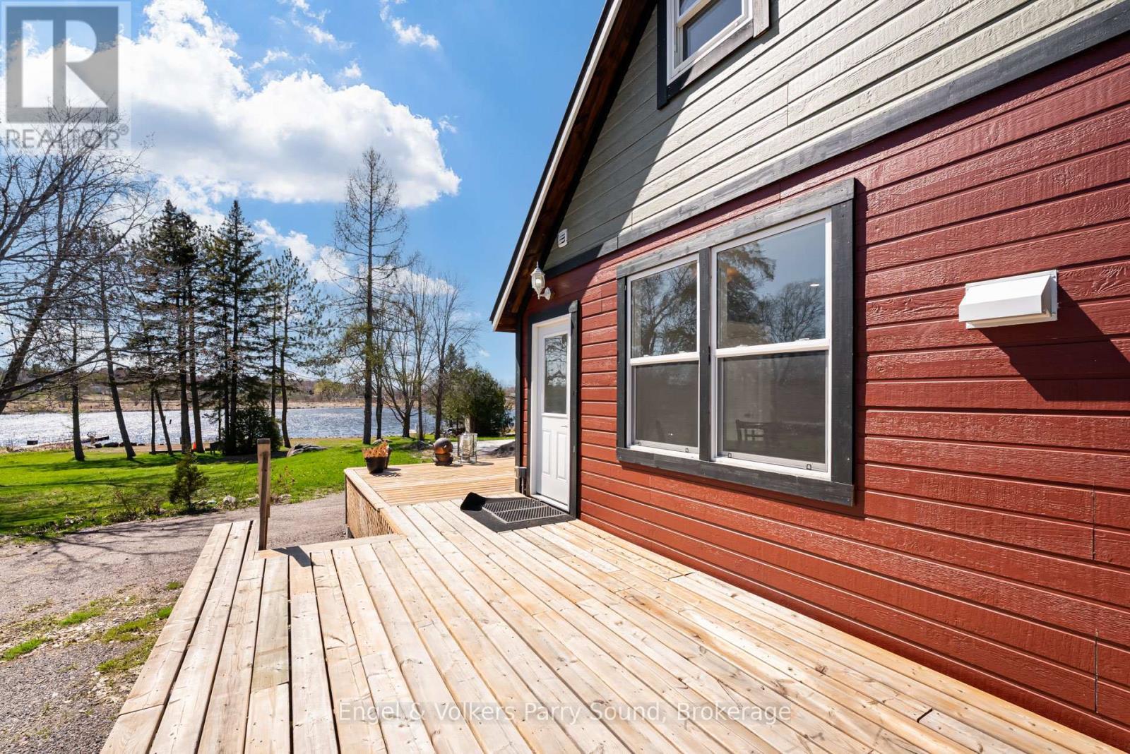 1 Holland Avenue, Parry Sound Remote Area (Wallbridge), ON - Outdoor With Deck Patio Veranda With Exterior