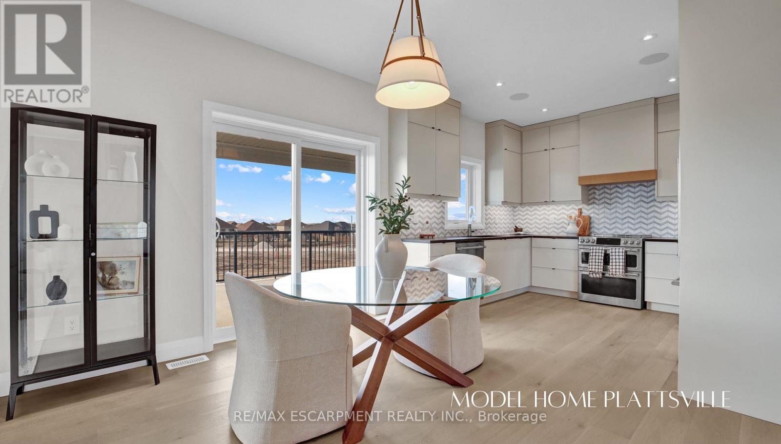 10 Hilborn Street, Blandford-Blenheim, ON - Indoor