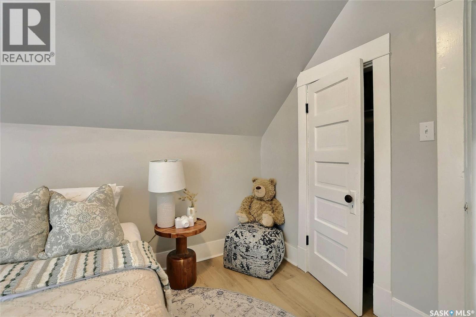 2050 Toronto Street, Regina, SK - Indoor