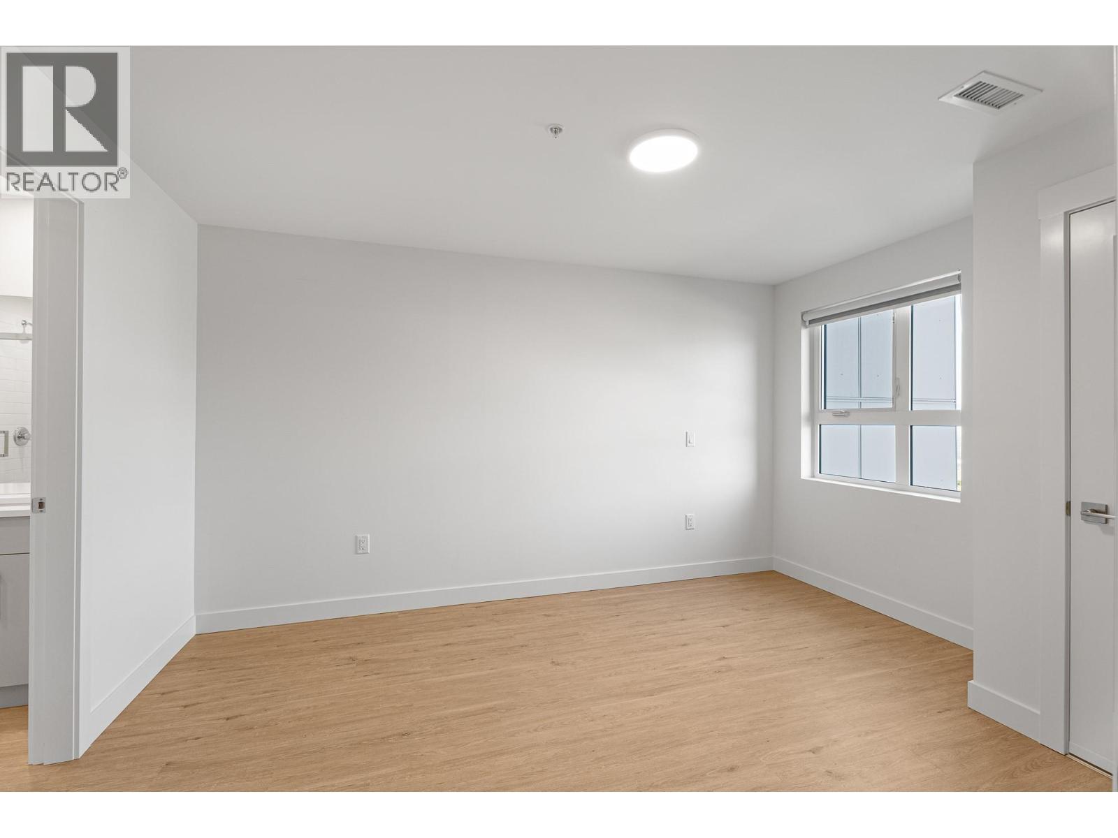 1844 Qu'Appelle Boulevard Unit# 206, Kamloops, BC - Indoor Photo Showing Other Room