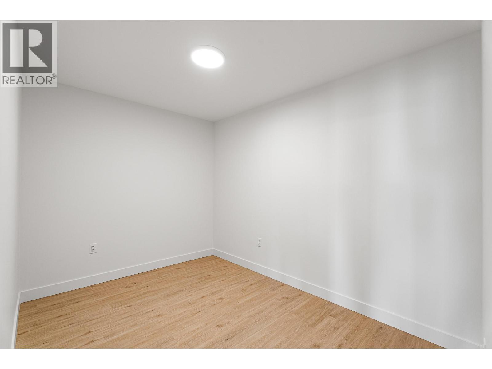 1844 Qu'Appelle Boulevard Unit# 206, Kamloops, BC - Indoor Photo Showing Other Room