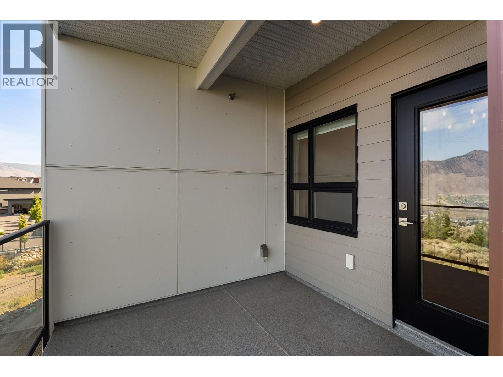 1844 Qu'Appelle Boulevard Unit# 206, Kamloops, BC - Outdoor With Exterior