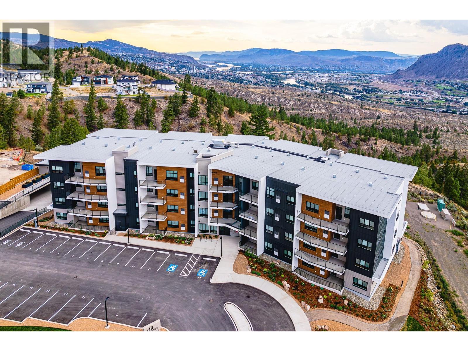 1844 Qu'Appelle Boulevard Unit# 206, Kamloops, BC - Outdoor With View