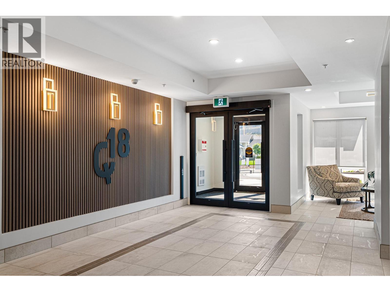 1844 Qu'Appelle Boulevard Unit# 206, Kamloops, BC - Indoor Photo Showing Other Room