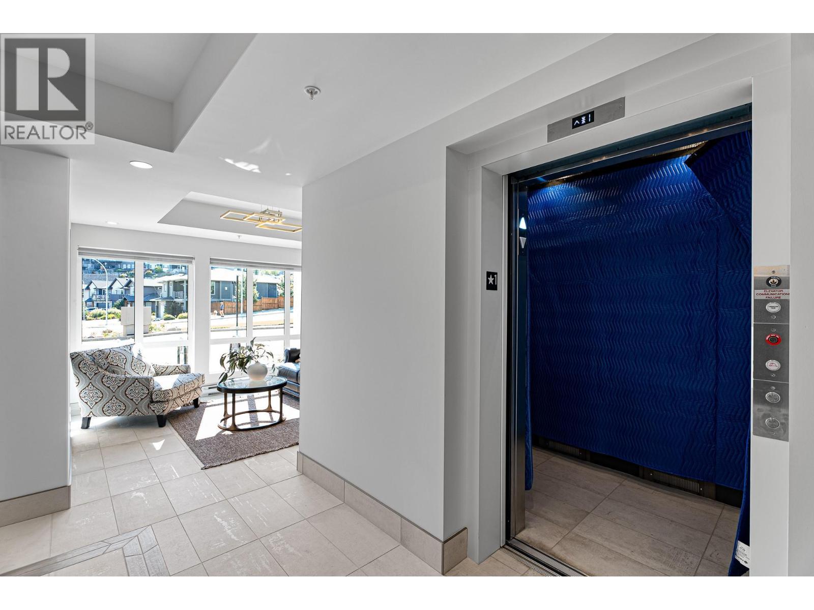 1844 Qu'Appelle Boulevard Unit# 206, Kamloops, BC - Indoor Photo Showing Other Room