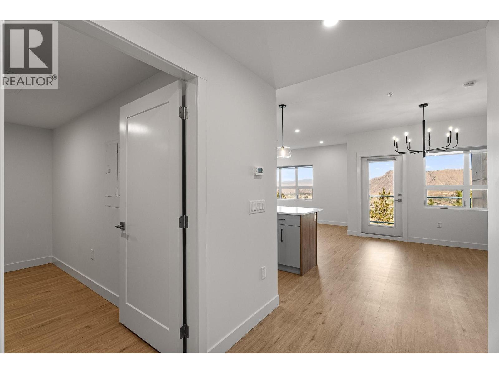 1844 Qu'Appelle Boulevard Unit# 206, Kamloops, BC - Indoor