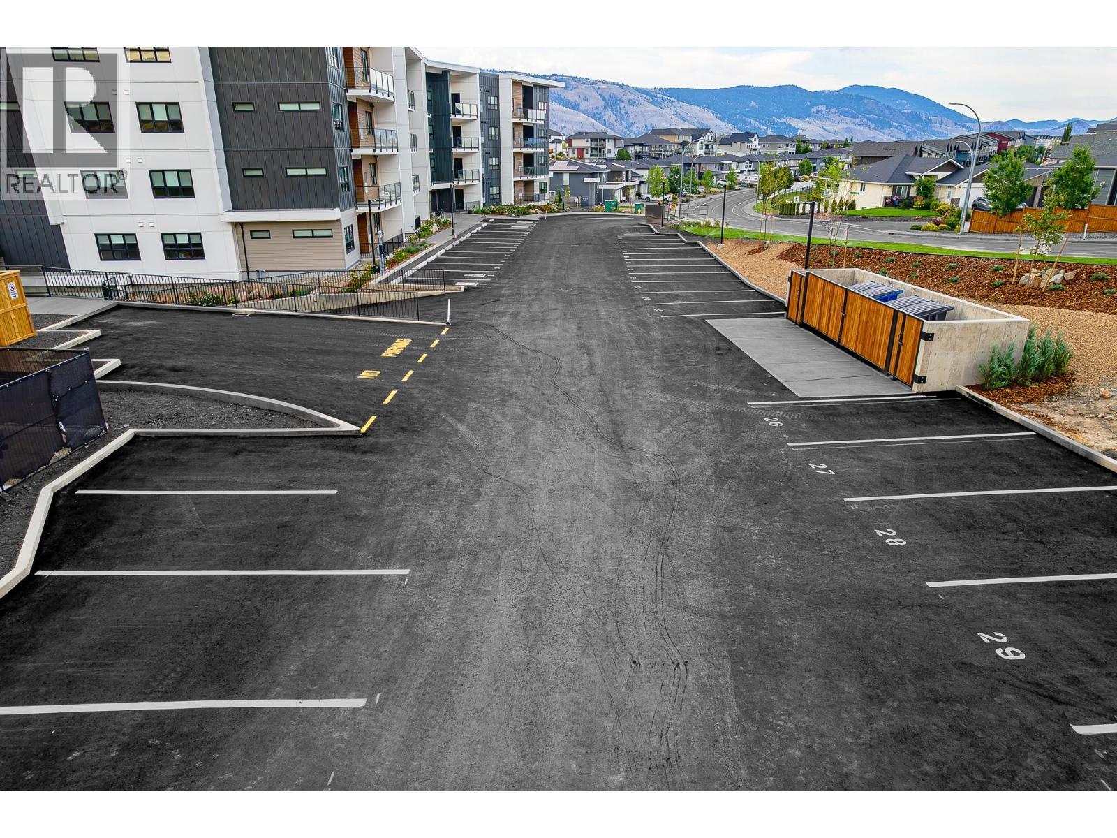 1844 Qu'Appelle Boulevard Unit# 206, Kamloops, BC - Outdoor