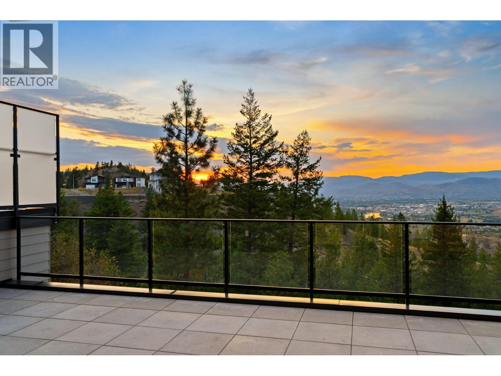 1844 Qu'Appelle Boulevard Unit# 103, Kamloops, BC - Outdoor With View