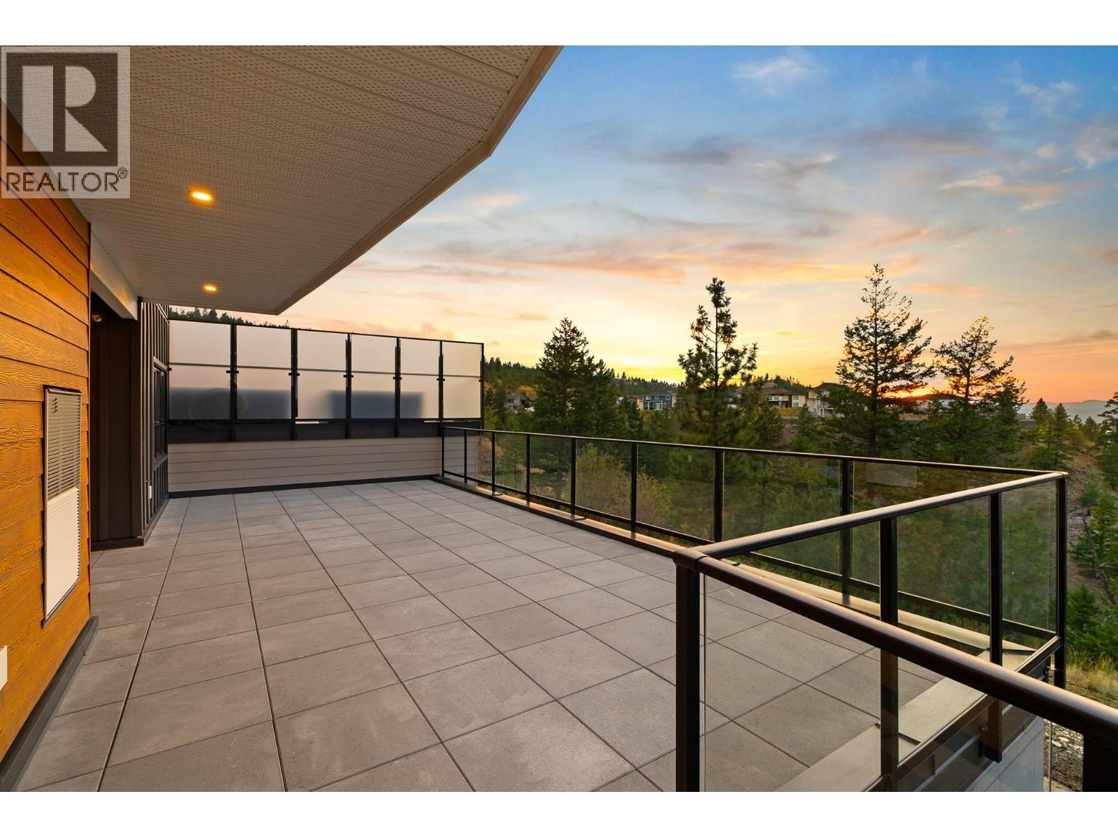 1844 Qu'Appelle Boulevard Unit# 103, Kamloops, BC - Outdoor With Exterior