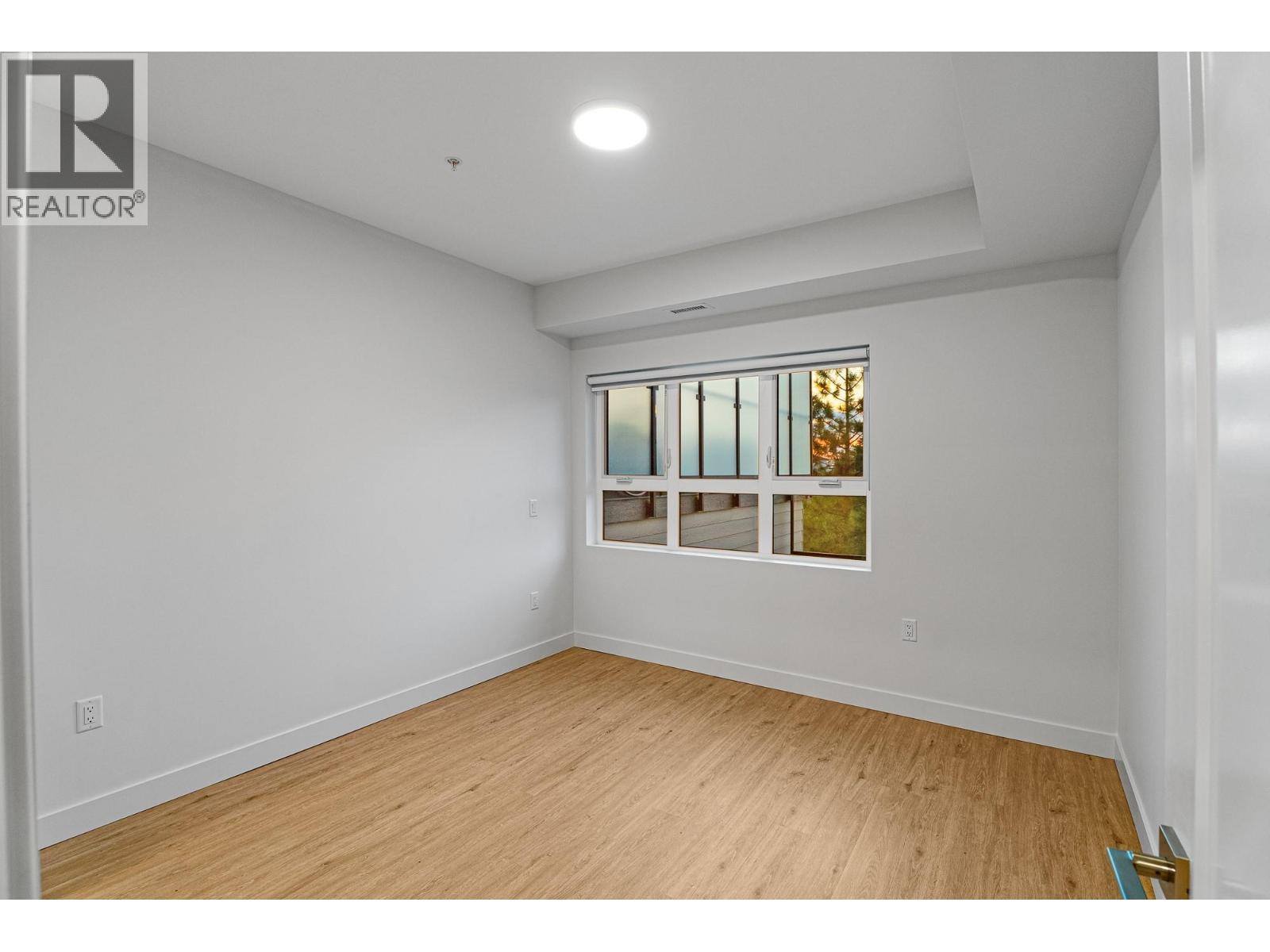 1844 Qu'Appelle Boulevard Unit# 103, Kamloops, BC - Indoor Photo Showing Other Room