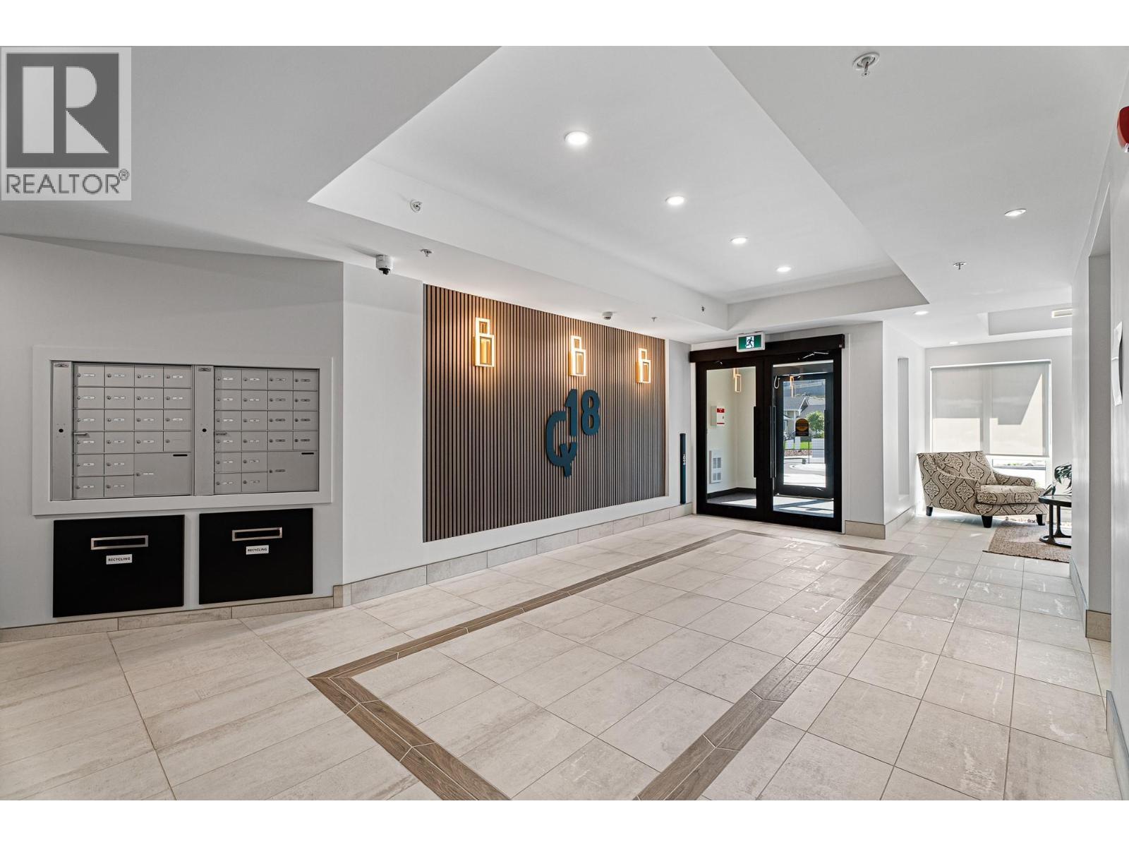 1844 Qu'Appelle Boulevard Unit# 103, Kamloops, BC - Indoor Photo Showing Other Room