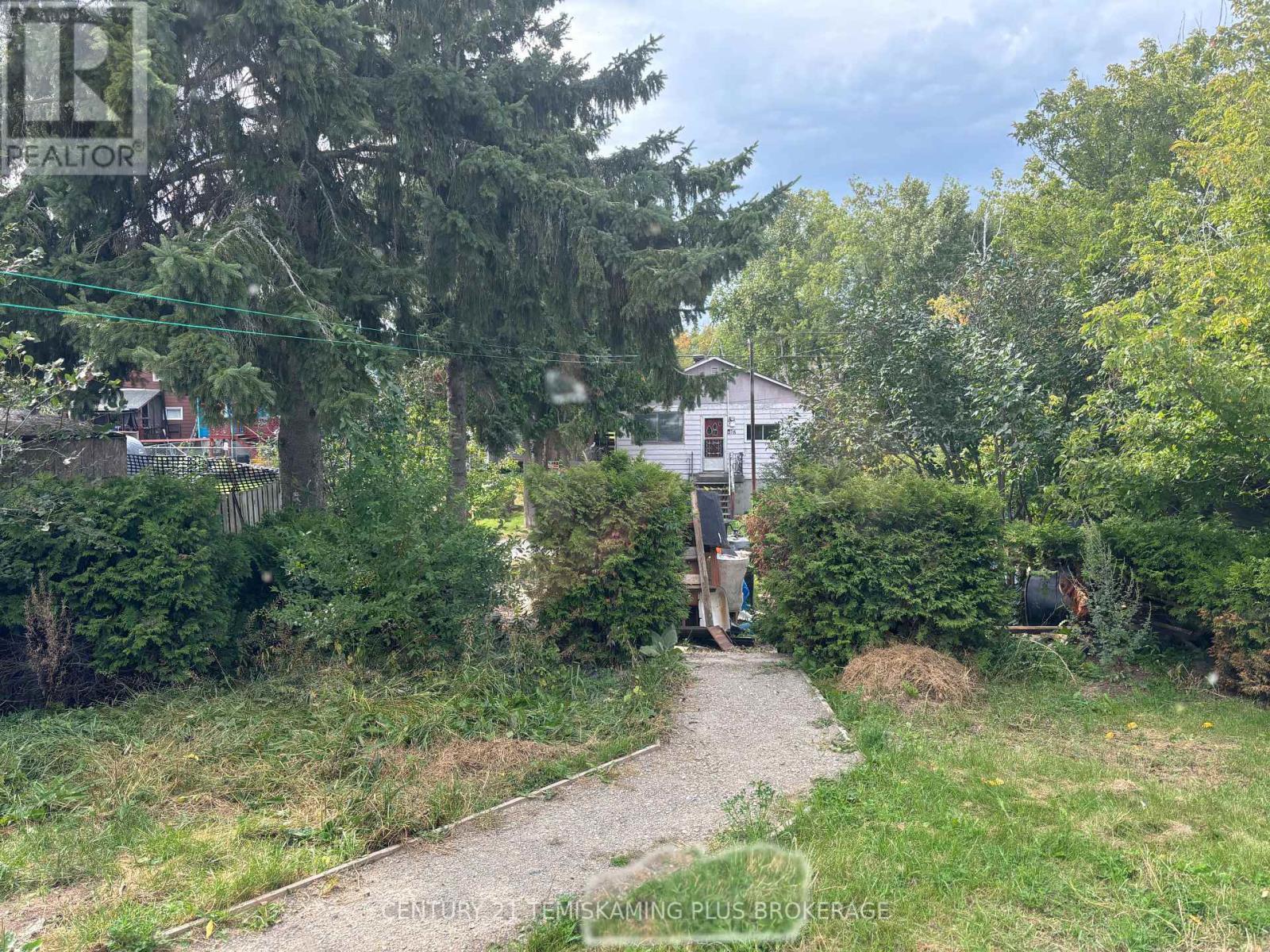 70 Nickle Street, Cobalt, ON - Outdoor