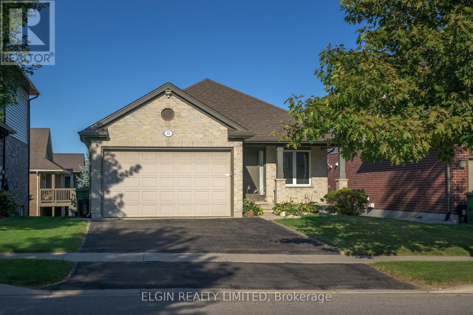 12 Peach Tree Boulevard, St. Thomas, ON - Outdoor