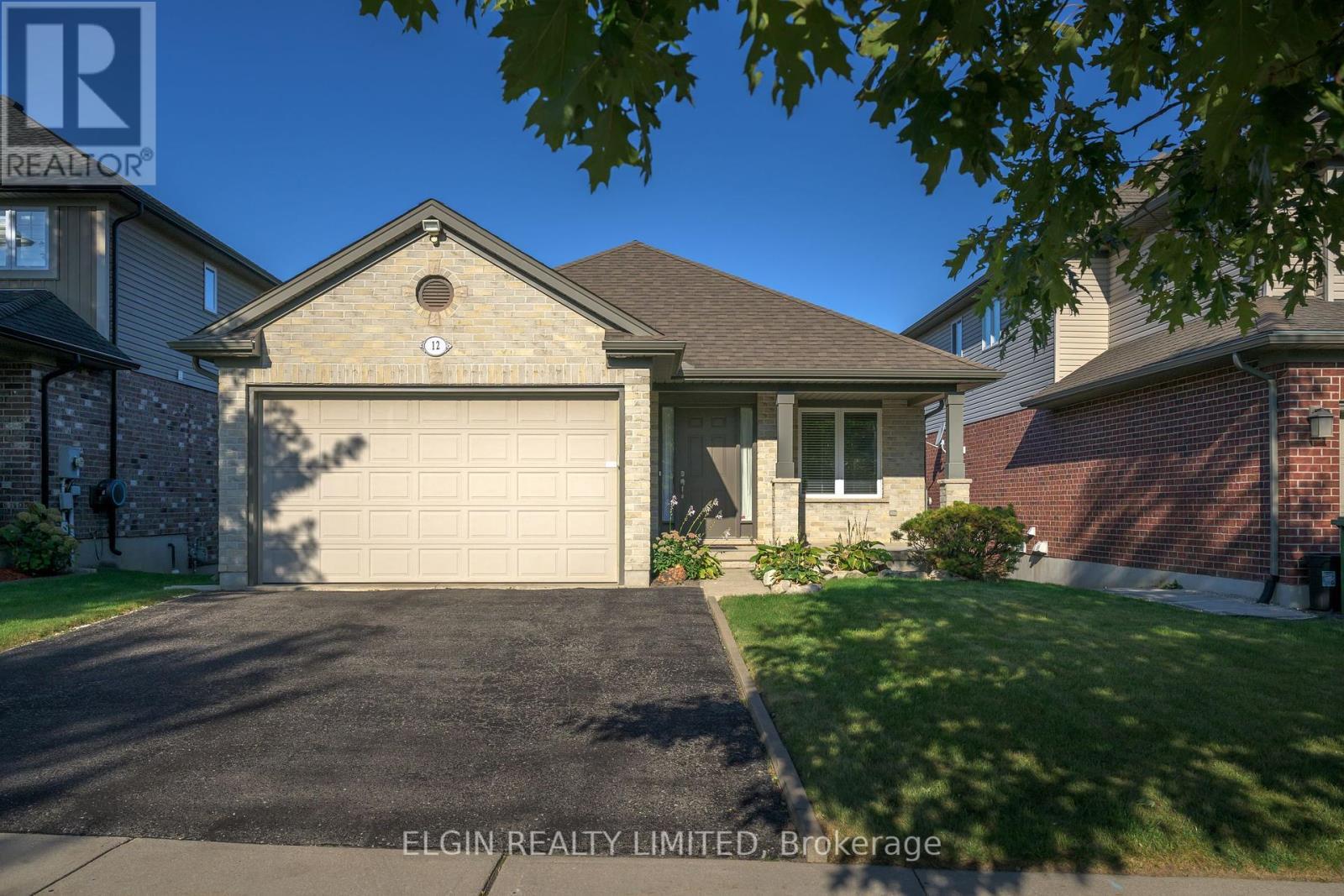 12 Peach Tree Boulevard, St. Thomas, ON - Outdoor