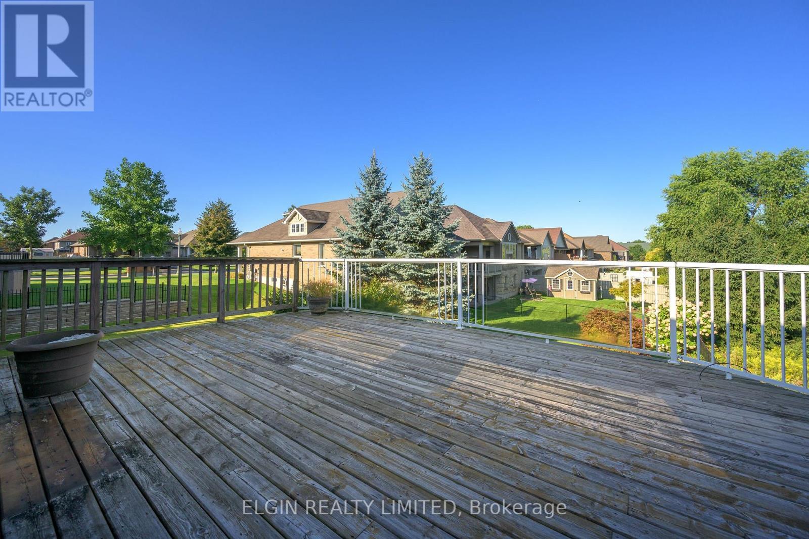 12 Peach Tree Boulevard, St. Thomas, ON - Outdoor With Deck Patio Veranda