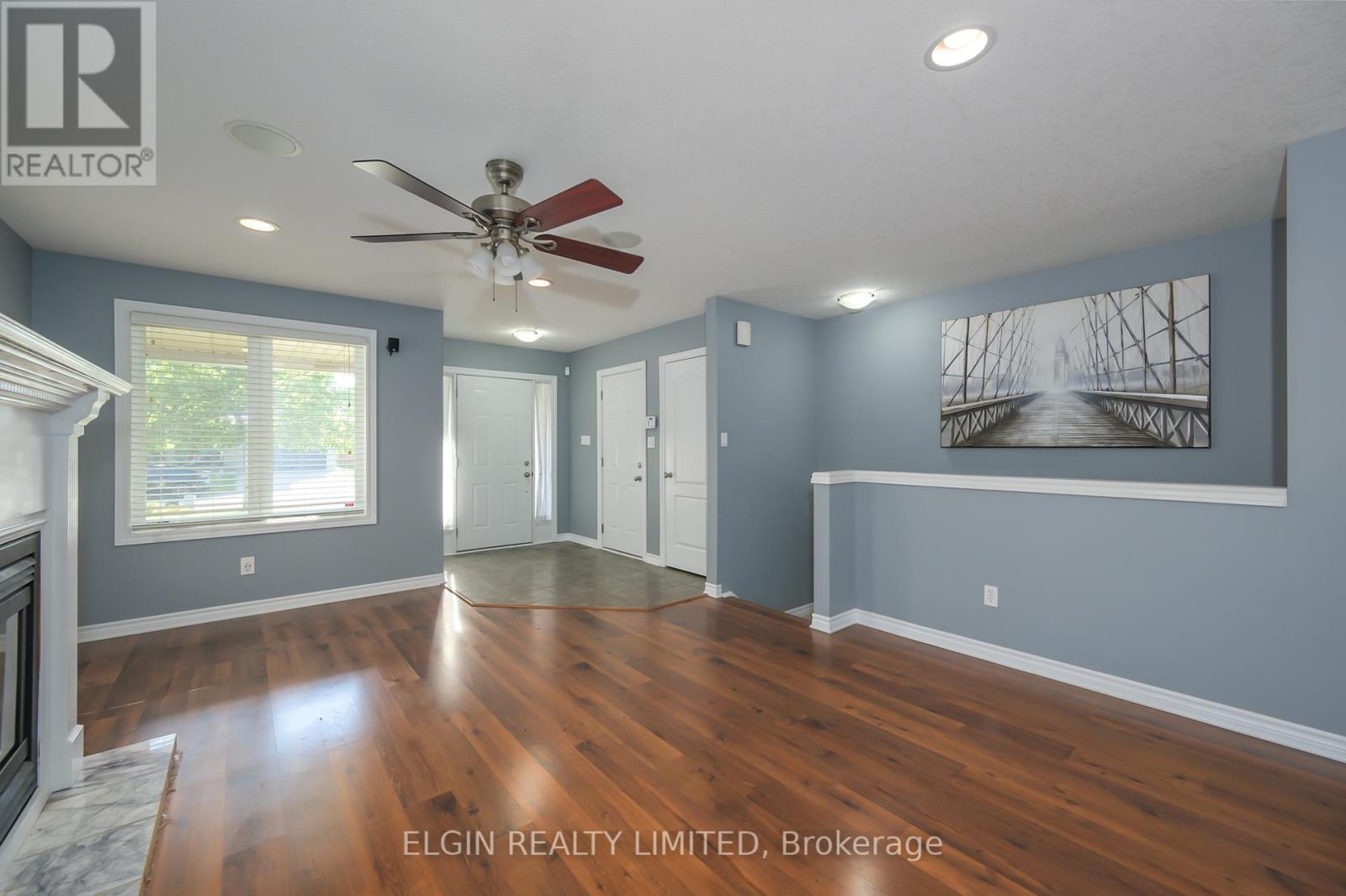 12 Peach Tree Boulevard, St. Thomas, ON - Indoor Photo Showing Other Room With Fireplace