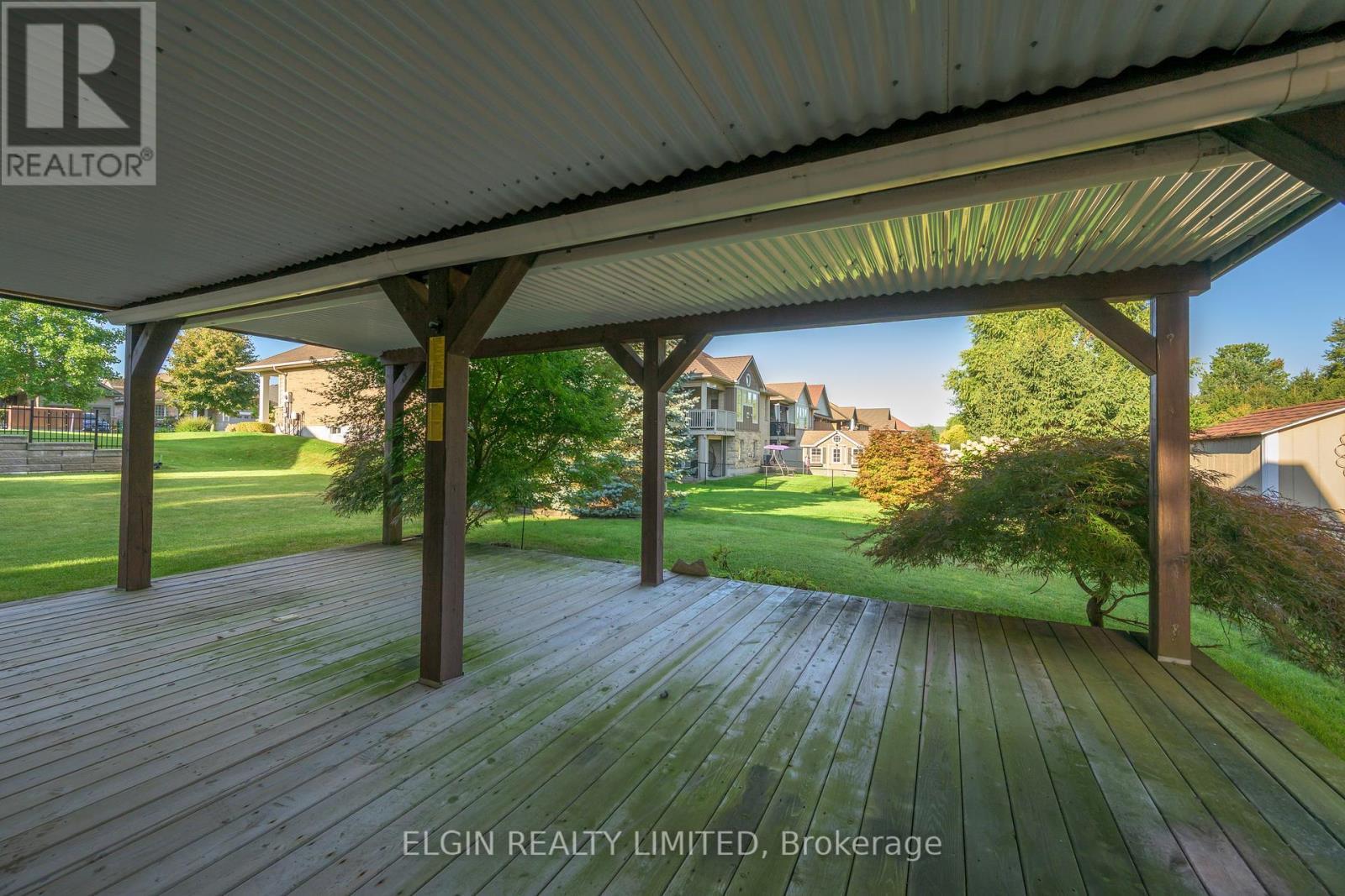 12 Peach Tree Boulevard, St. Thomas, ON - Outdoor With Deck Patio Veranda