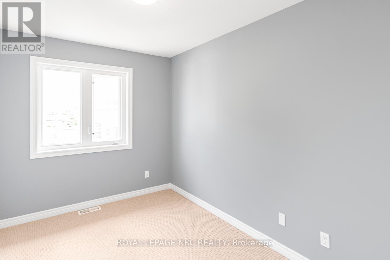 Bedroom 3 - 22 - 45 Seabreeze Crescent, Hamilton, ON - Indoor Photo Showing Other Room