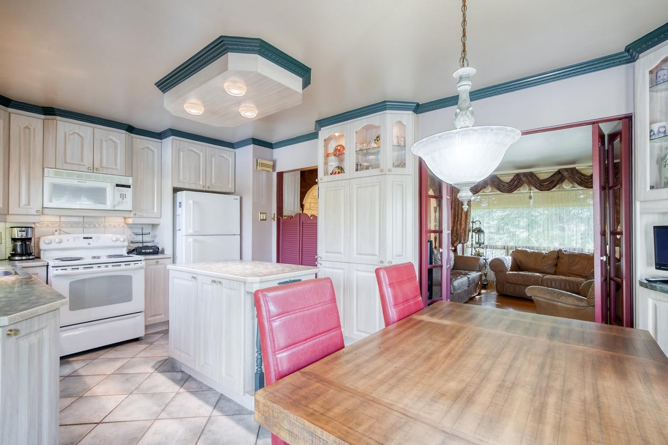Kitchen - 7510 Rue Madrid, Brossard, QC - Indoor Photo Showing Kitchen